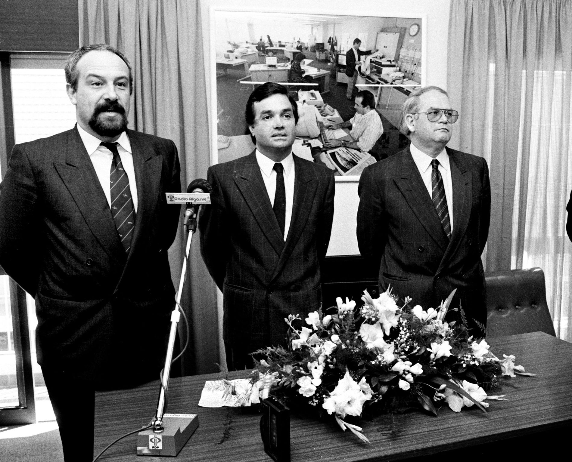 Instituíram-se delegações no Porto, em Coimbra, em Faro, em Évora, em Ponta Delgada e no Funchal.